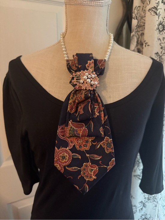 Handmade Jewelry - Statement Tie Necklace
